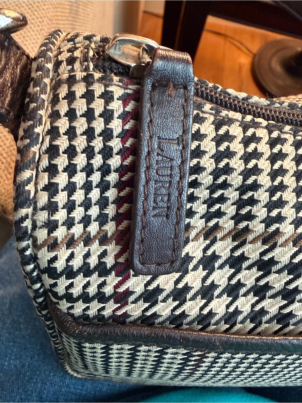 Lauren Ralph Lauren Brown and Black Houndstooth Hand Bag - Picture 4 of 6